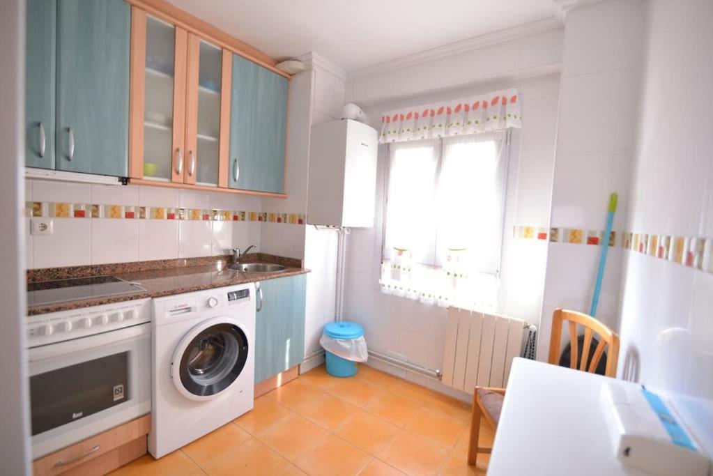 El Apartamento De San Manolo By Just Room Santander Bagian luar foto