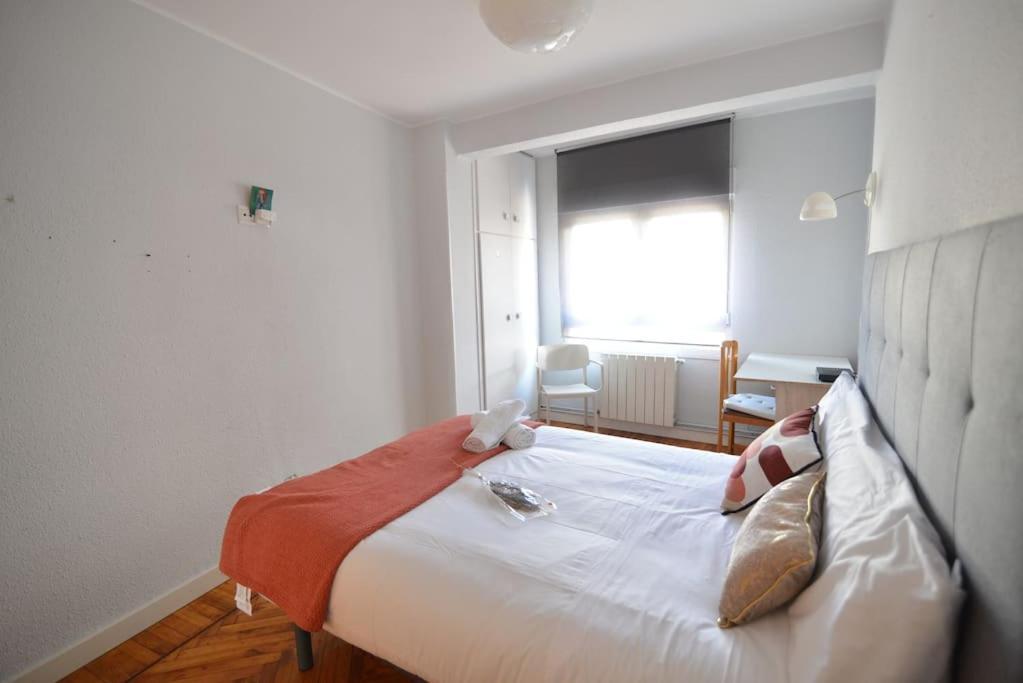 El Apartamento De San Manolo By Just Room Santander Bagian luar foto