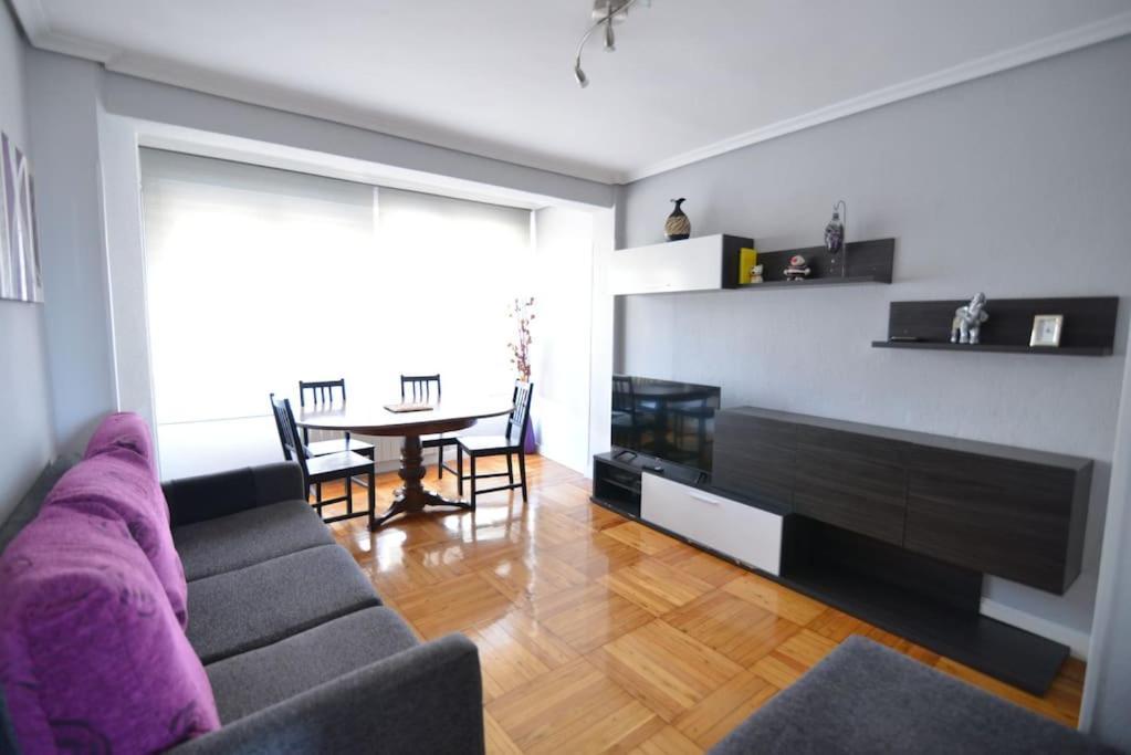 El Apartamento De San Manolo By Just Room Santander Bagian luar foto