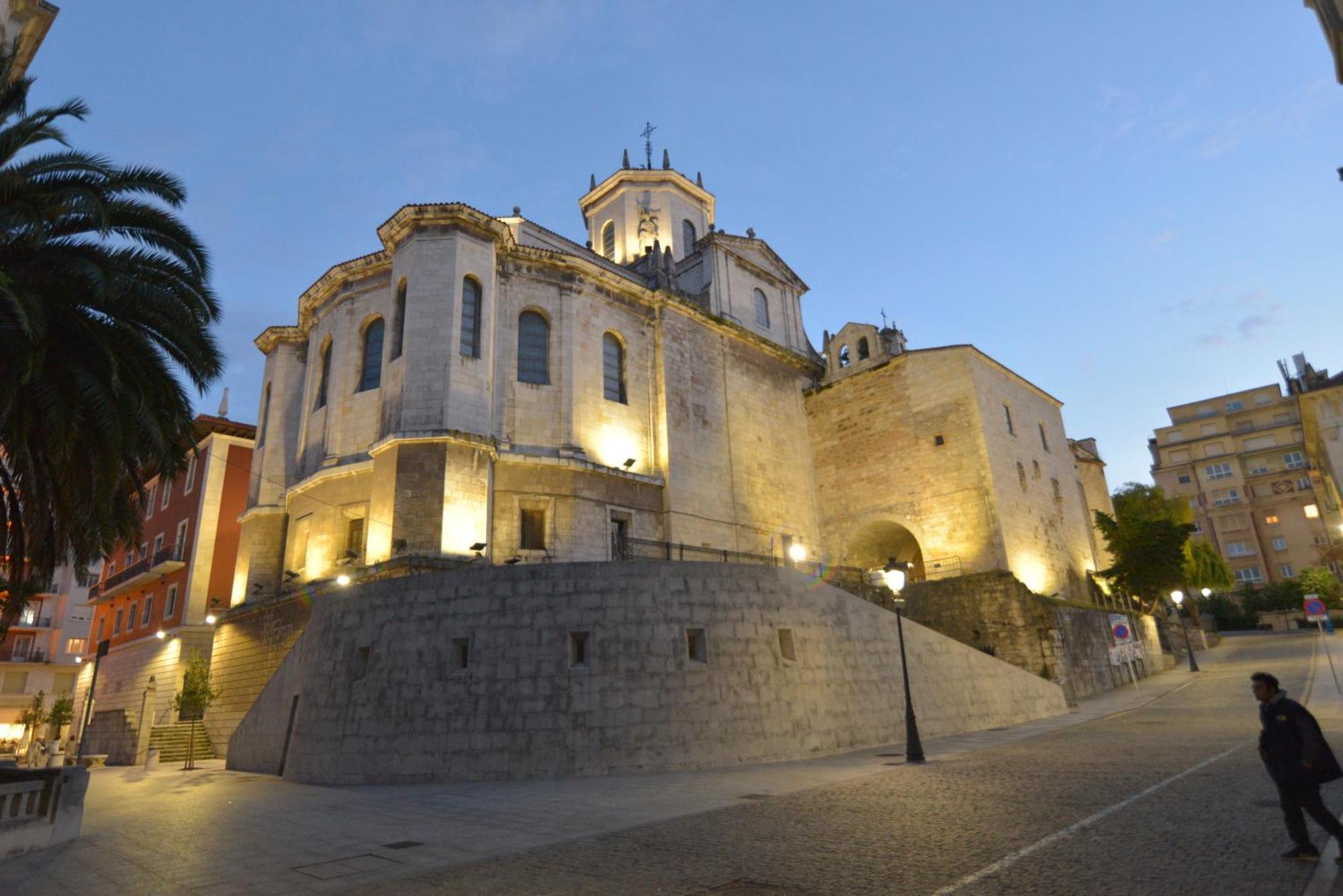 El Apartamento De San Manolo By Just Room Santander Bagian luar foto
